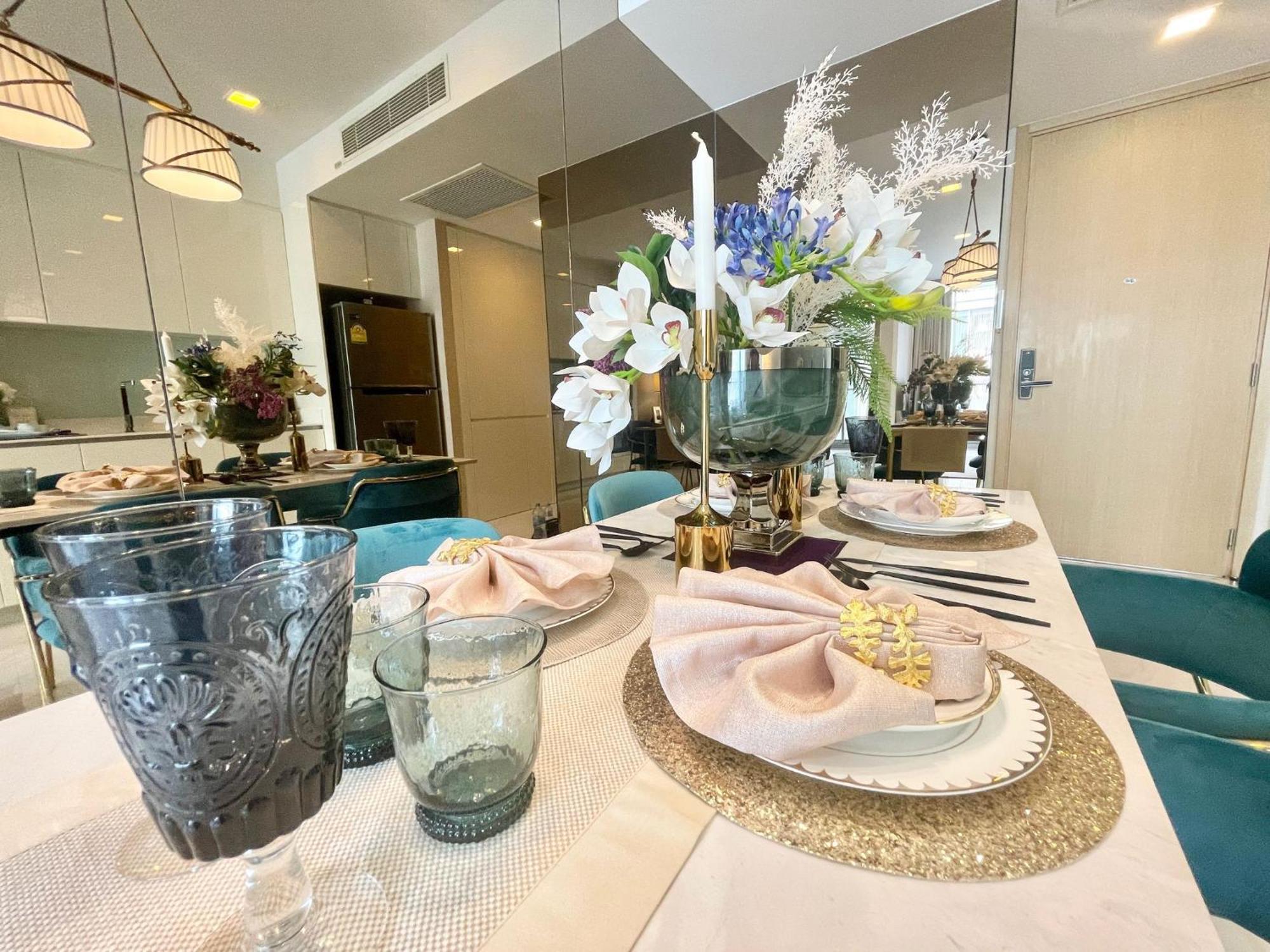 Appartement Entire Luxury Modern Location Nana Asoke 65sqm 2 Bed 2 Bathroom Sleeps 4